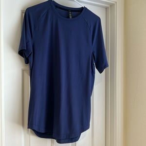 Men’s Lululemon Dry Sense Navy Shirt, Size Medium